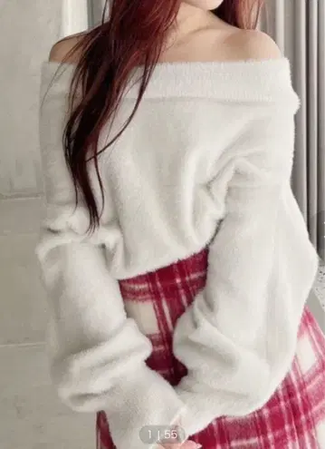 MERCURYDUO 오프숄더 미니 샤기 니트