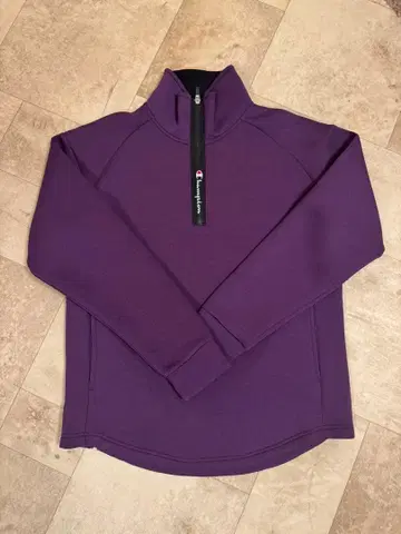 새상품급 Champion 보라색 하프 지퍼 트레이닝복