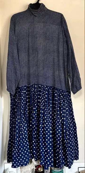 BEAMS 폴카 도트 하이넥 원피스