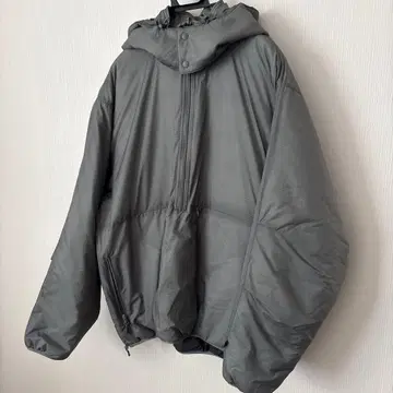 DAIWA PIER39 TECH REVERSIBLE 풀오버 자켓