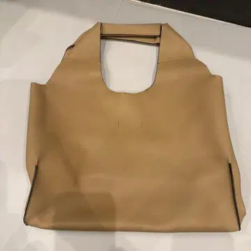 베이지 오픈 탑 숄더백