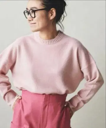 투모로우랜드 카네코 아야 콜라보 울 캐시미어 크루넥 풀오버 S