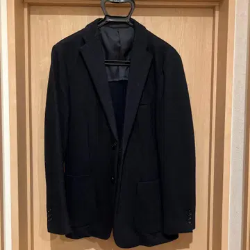 유니클로 네이비 테일러드 자켓