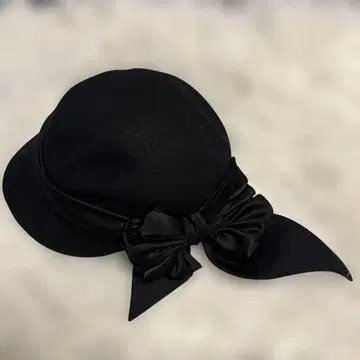 카시라 새상품급 리본 포함 블랙 울 100% 햇