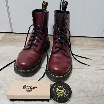 닥터마틴 가죽 부츠