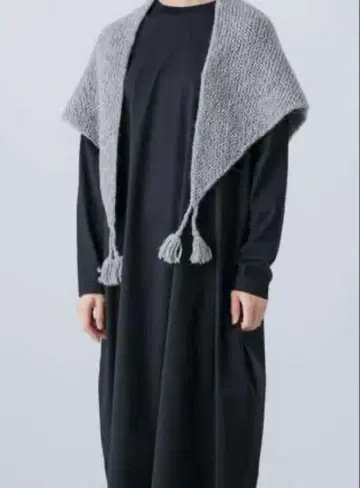 새상품 택 포함 카구레 페루 태슬 스톨 어반 리서치