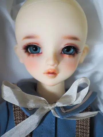 코디네이트 모델 sdm 44번 페어 피부 (가발만 결품)