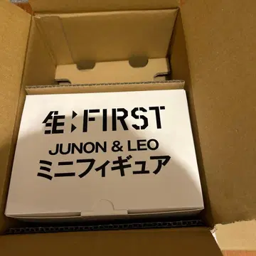 생 FIRST JUNON & LEO 미니 피규어