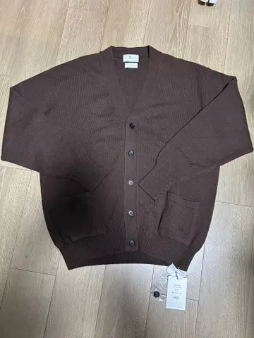 HERILL 헤릴 Golden cash 가디건 브라운