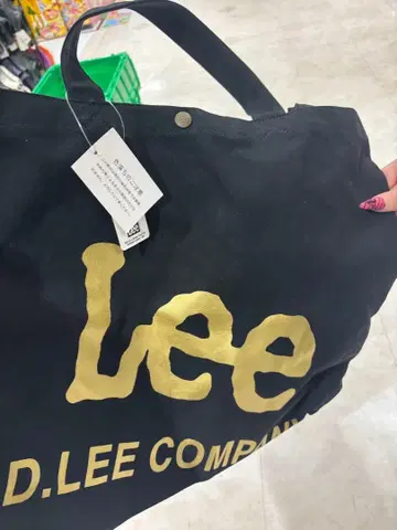 Lee 로고 토트백 블랙
