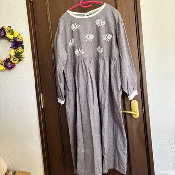 sm2 사만사 모스모스 꽃 자수 원피스