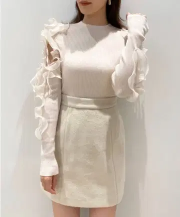 SNIDEL 프릴 슬리브 니트 풀오버