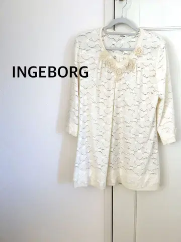 [ 새상품급 ] INGEBORG 7부 소매 튜닉