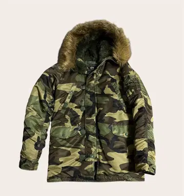 알파 카모플라쥬 퍼 달린 밀리터리 자켓