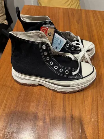 컨버스 통굽 스니커즈 1SD662