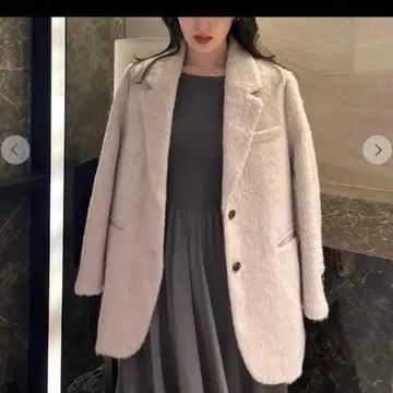 이번 시즌 COCODEAL 울 샤기 자코트