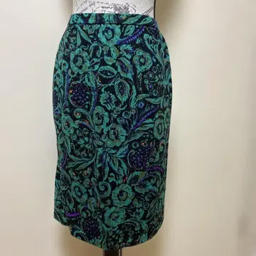 [ 새상품급 ] NAIGAI 청록색 꽃무늬 니트 타이트 스커트