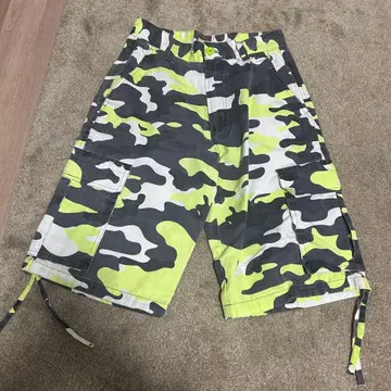 카모 무늬 카고 숏팬츠