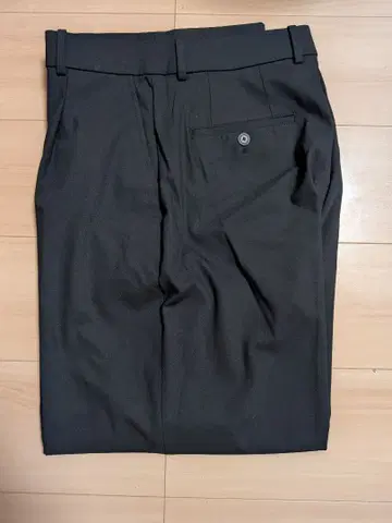 유니클로 UNIQLO 턱 와이드 팬츠 WOMAN XL