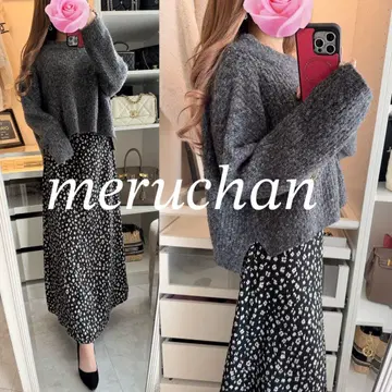 [새상품급] 코디 세트 루즈 니트 & 플라워 프린트 스커트