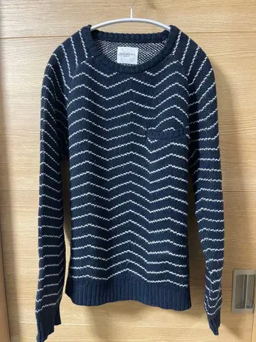 SATURDAYS 네이비 지그재그 스웨터 S