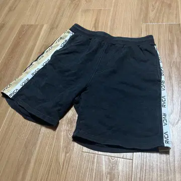 루카 RVCA 맨투맨 하프 팬츠 M 블랙