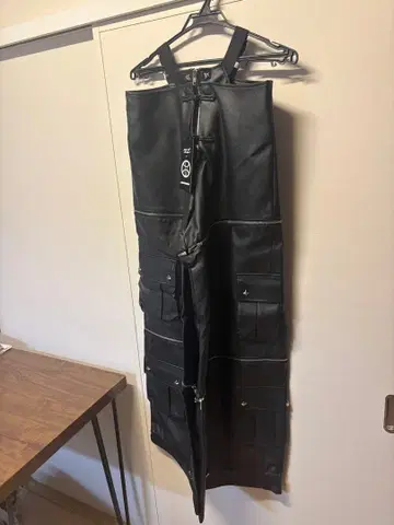 anonenone 아노네노네 땡큐 가죽 차이나 닛카포카 여성 팬츠