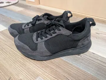 바나나 리퍼블릭 스웨이드 스니커즈