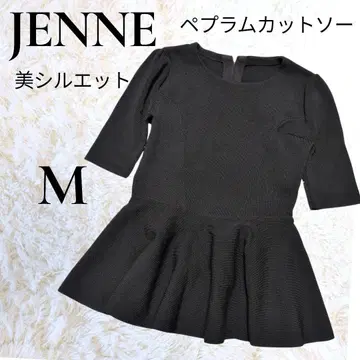 JENNE 페플럼 티셔츠 M 블랙 다섯 부 소매 아름다운 실루엣