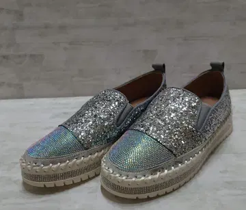 미사용 39 통굽 비쥬 슬립온 실버 반짝이는 스니커즈 23cm 정도