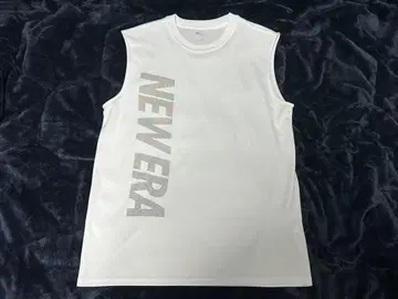 NEW ERA 화이트 탱크탑 LL