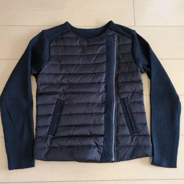 SO CLOSE 네이비 다운 퀼팅 니트