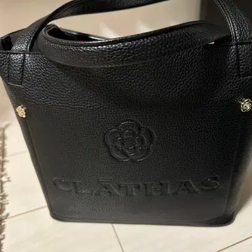 CLATHAS 블랙 레더 토트백 인백 포함
