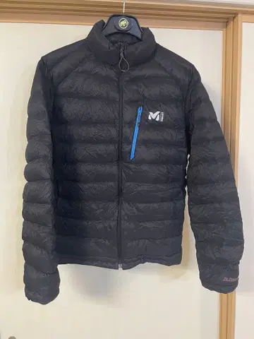 밀레 다운 자켓 블랙 XL 사이즈 깨끗! 마무트 좋아하시는 분께!