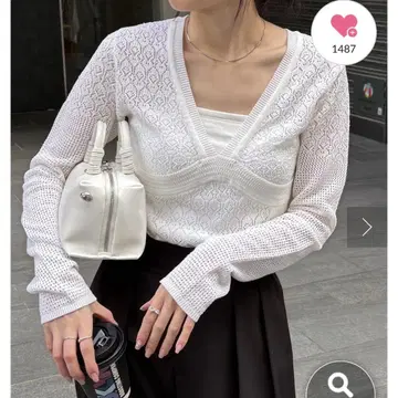 카프리스 마쥬 레이스 V넥 풀오버