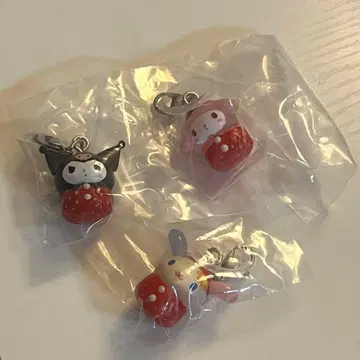 산리오 딸기 메지루시 액세서리 가챠 마이멜로디 쿠로미 우사하나