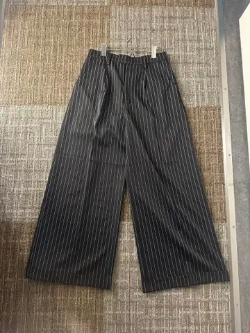 스트라이프 와이드 슬랙스 배기 슬랙스 PUSHPUSH 유사