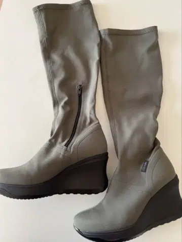 부드러운 스트레치 롱 부츠 웨지힐