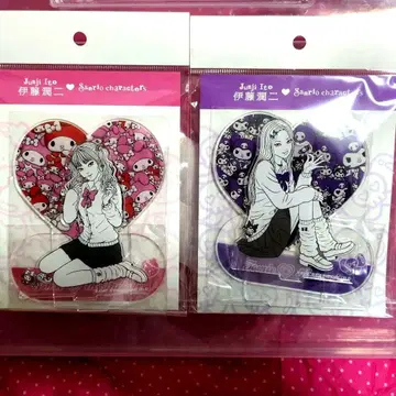 이토 준지 x 산리오 캐릭터즈 갸루 토미에 아크릴 스탠드 2종 세트