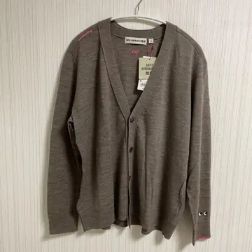 새상품 유니클로 ANYA HINDMARCH 가디건