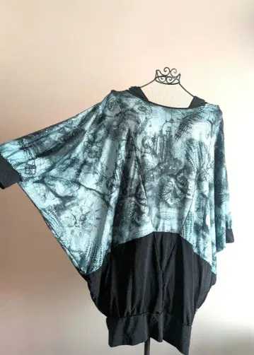 OzzCroce 돌먼 튜닉