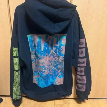 백 프린트 후드티