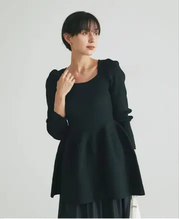 nostalgia 스퀘어넥 니트 튜닉