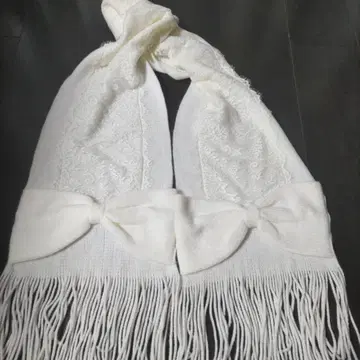 Liz Lisa 리본 포함 화이트 머플러