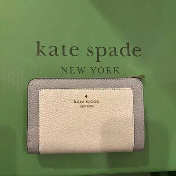 가격 인하 Kate spade 케이트 스페이드 2단 접이식 지갑