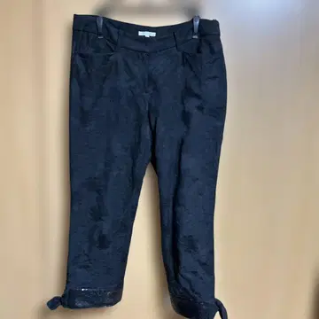 TO BE CHIC 크롭 팬츠 42