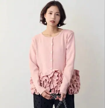 프릴 휘핑 니트 가디건 chesty 셀포드 obli 좋아하시는 분께
