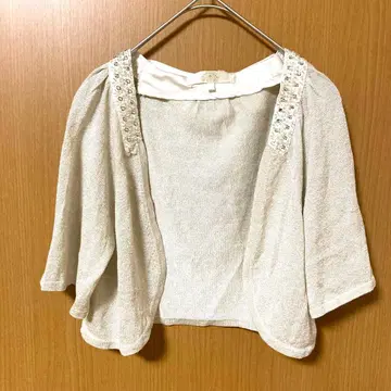 [ 쿠미쿄쿠 ] 반팔 가디건 사이즈 2 비쥬 장식 라메 믹스 베이지