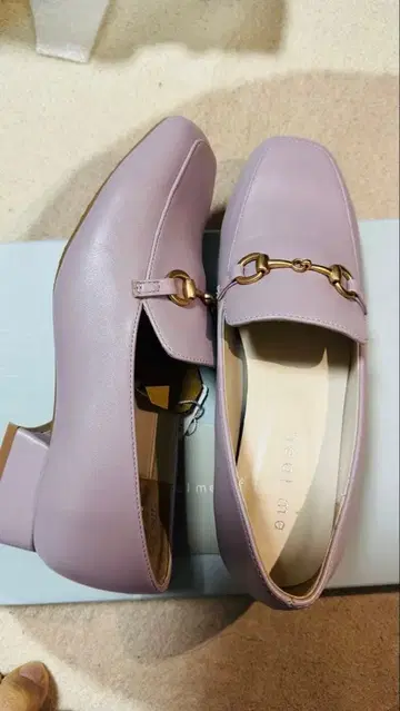 라벤더 로퍼 체인 포함