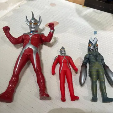 울트라맨 피규어 세트